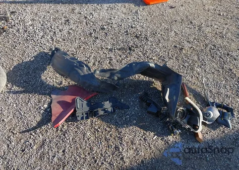 2010 Pontiac Vibe from USA, damaged, VIN 5Y2SP6E08AZ419808